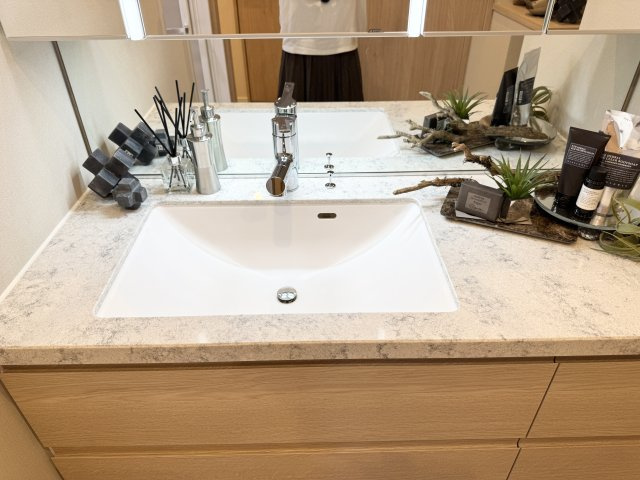 恵比寿ガーデンテラス壱番館の独立洗面台