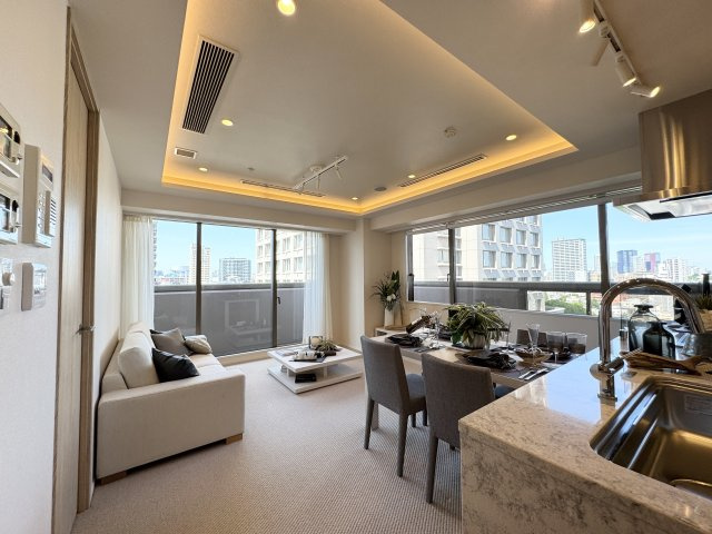 恵比寿ガーデンテラス壱番館の居間・リビング