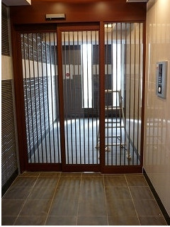 【エントランス】 | ラピス今戸