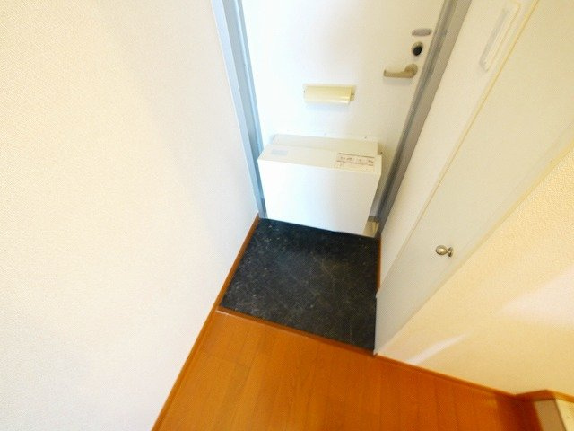 レオパレスグランファーレの玄関