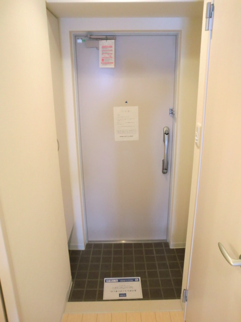 クレール十三の玄関