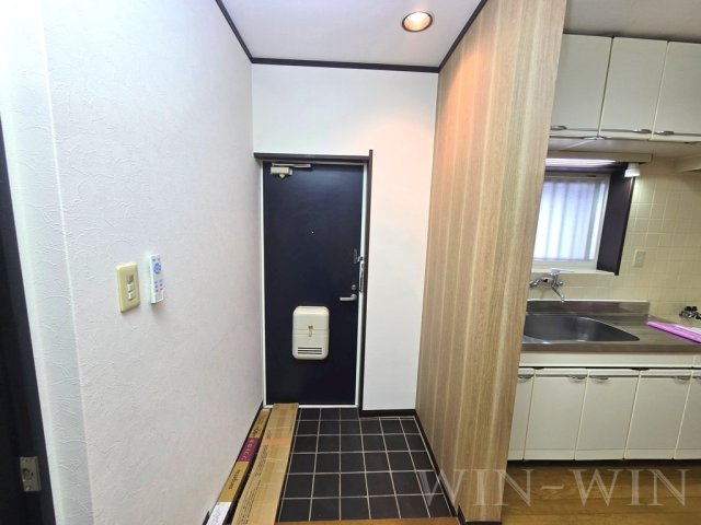 コーポラス青山の玄関