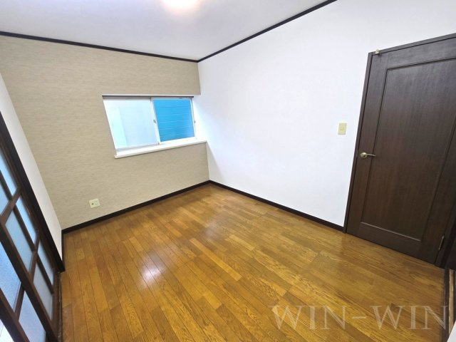 コーポラス青山の居間・リビング