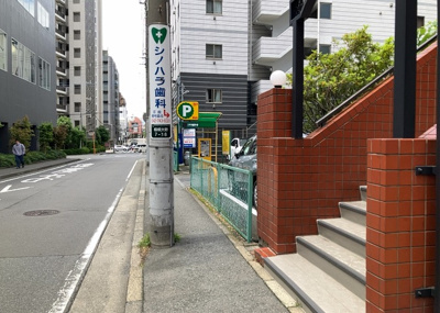 【駐輪場】 | スターハイツ相模大野駅前 | マンションの駐輪場は、事前に空きがあるか確認を取ると安心です。せっかく入居したのに駐輪スペースがない！なんてことになったら大変ですよね。そこで、内見時や購入前にはまず事前に確認しておくと良いでしょう。