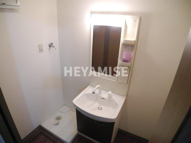 メゾンリバティーの洗面所|※室内画像は別号室のもの