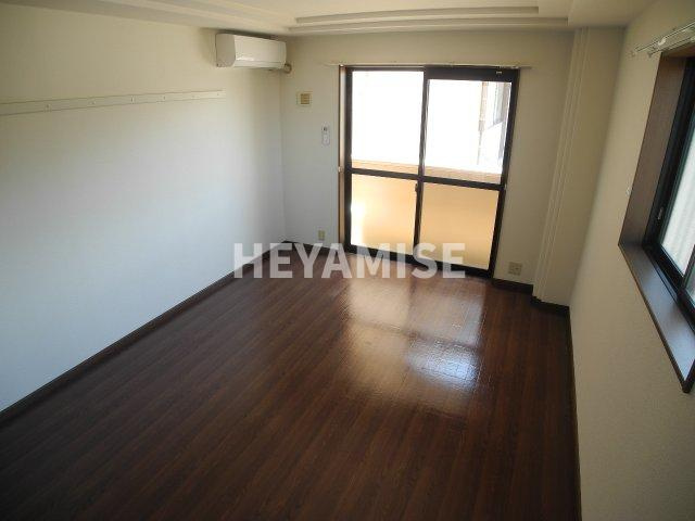 メゾンリバティーの居間・リビング|※室内画像は別号室のもの