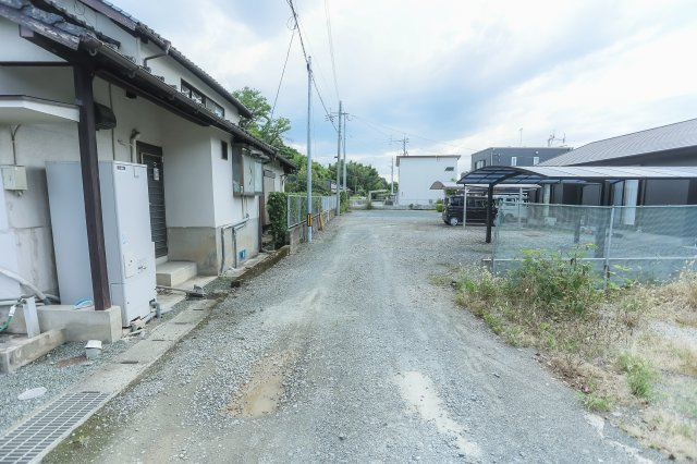 【前面道路含む現地写真】 | リーブルガーデン合志市竹迫　1号棟