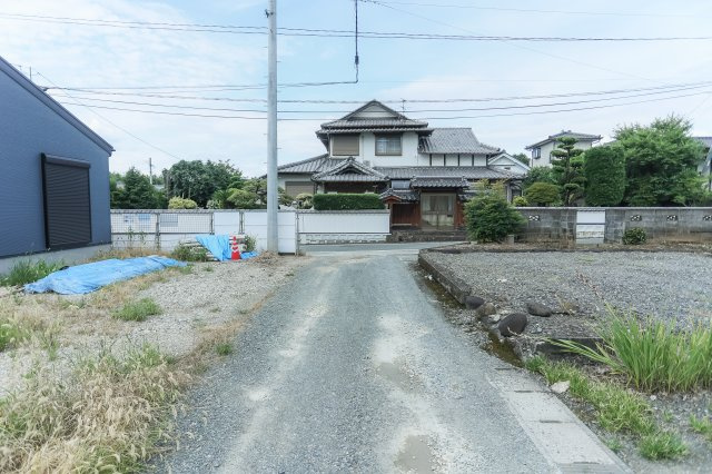 【前面道路含む現地写真】 | リーブルガーデン合志市竹迫　1号棟