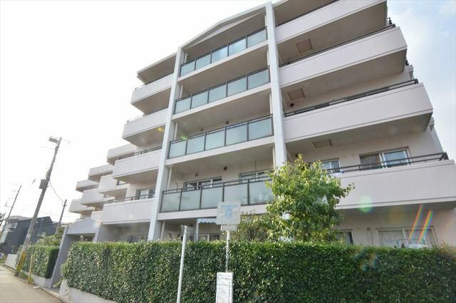 コーポレート花小金井の外観