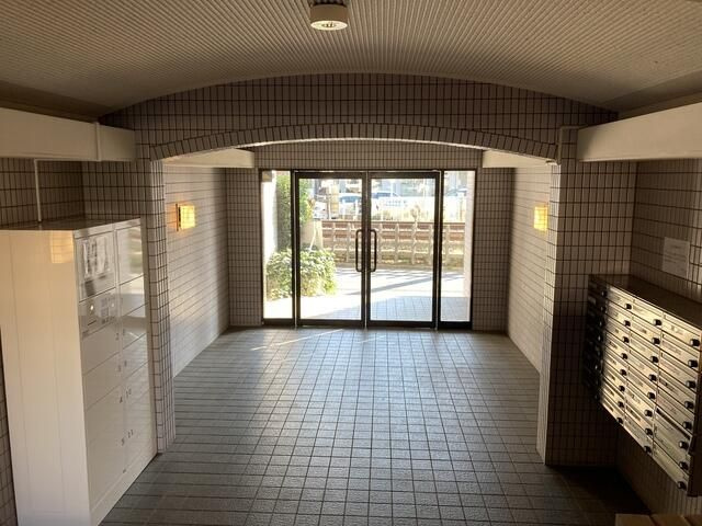 コーポレート花小金井のロビー