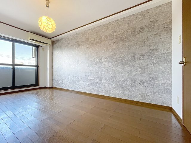 エムズコンフォートの居間・リビング