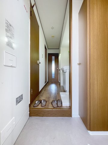 エムズコンフォートの玄関