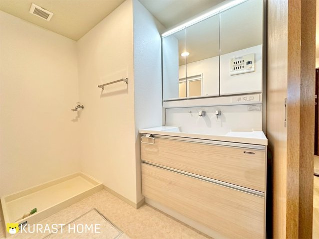 クオレ桂川　2階の洗面所