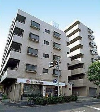【外観】 | マートルコート東中野 | 鉄筋コンクリート造のがっちりとした建物。