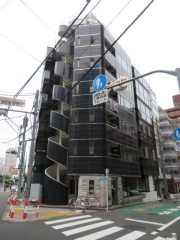 新宿区四谷４丁目の店舗事務所の外観