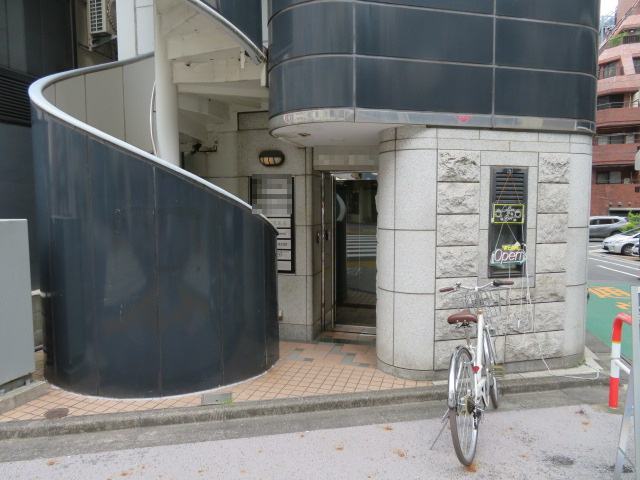 新宿区四谷４丁目の店舗事務所