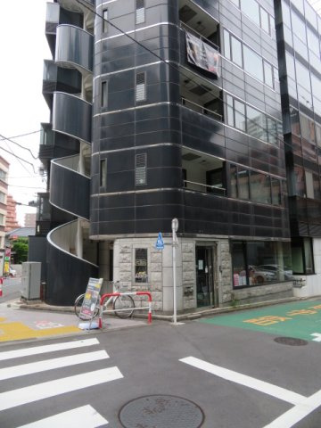 新宿区四谷４丁目の店舗事務所