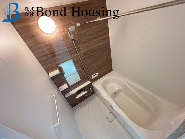 小中学校徒歩10分以内　霞ヶ丘3期1棟　新築戸建の浴室