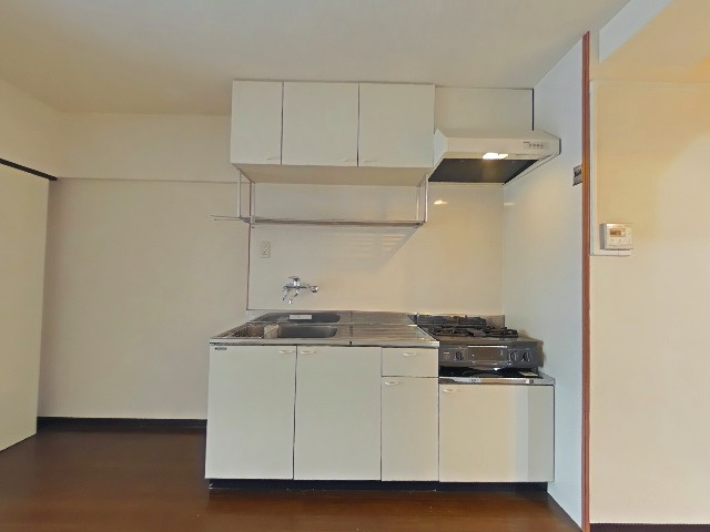 マンション塚口のキッチン|使いやすいキッチンです