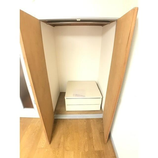 引き出し収納付き