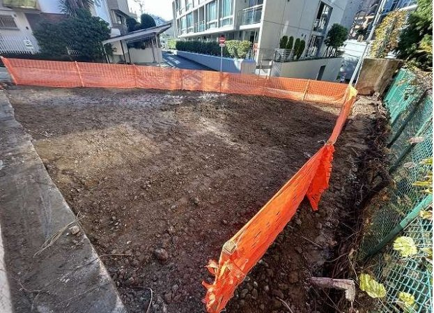 西麻布３　土地の外観|☆六本木ヒルズまで徒歩6分
☆大使館が建ち並ぶ閑静な住宅地
☆笄公園ほど近く