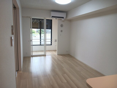 【居間・リビング】 | ロイヤルオークⅢ