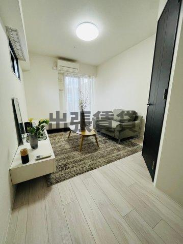 仲介手数料0円！！ブランシエスタ泉の居間・リビング