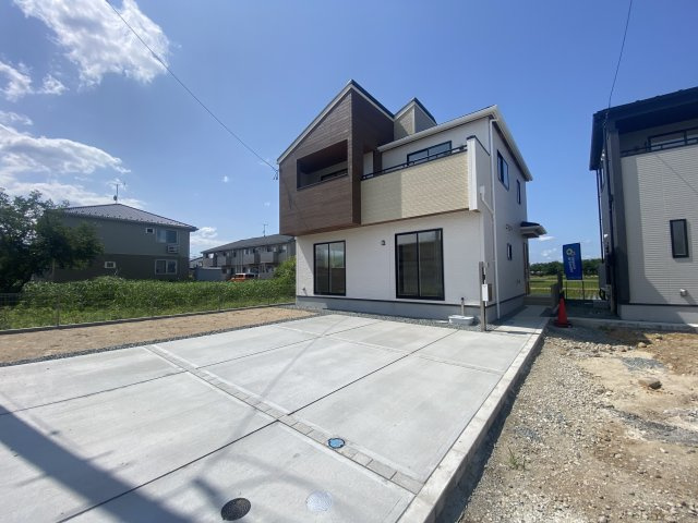 新築戸建・建売　福島市八木田水神　全4棟の駐車場