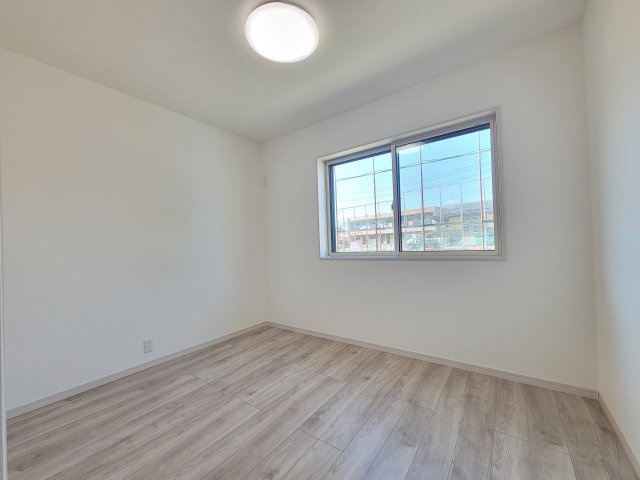 秋月1区画(93-37・93-38)・新築戸建の洋室