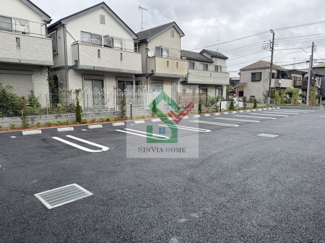 オリオンの駐車場