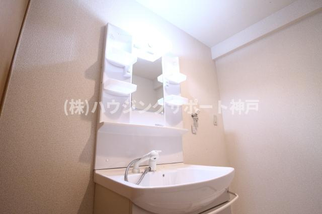 コンフォート西神戸の洗面所