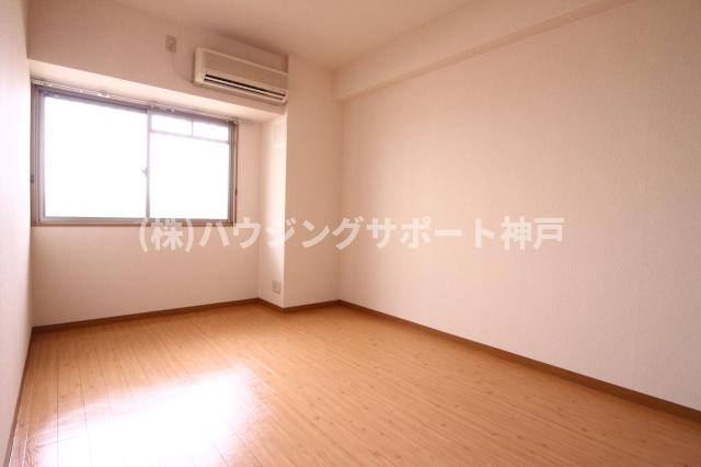 コンフォート西神戸の寝室