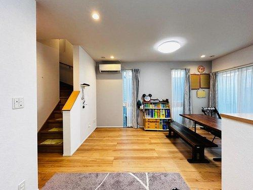 ザ・プレース首里プラチナムテラスの居間・リビング