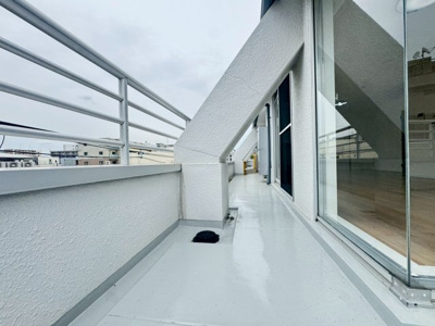 【バルコニー】 | ルミエール江坂