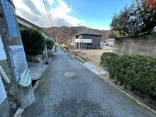 【前面道路含む現地写真】 | 唐櫃台２丁目　売地
