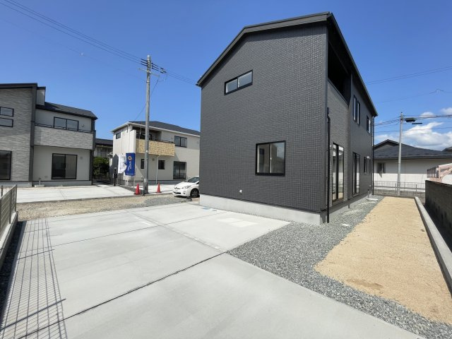 新築戸建・建売　福島市八木田水神　全4棟の駐車場