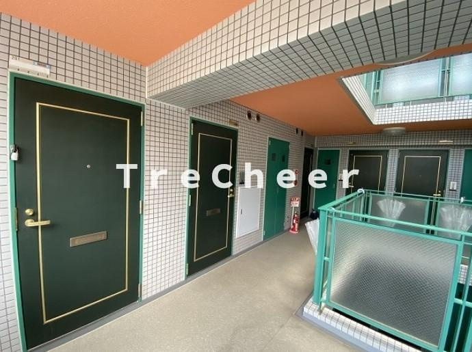 グリーンロード中台のエントランス