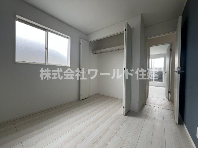 あきる野市小川の洋室