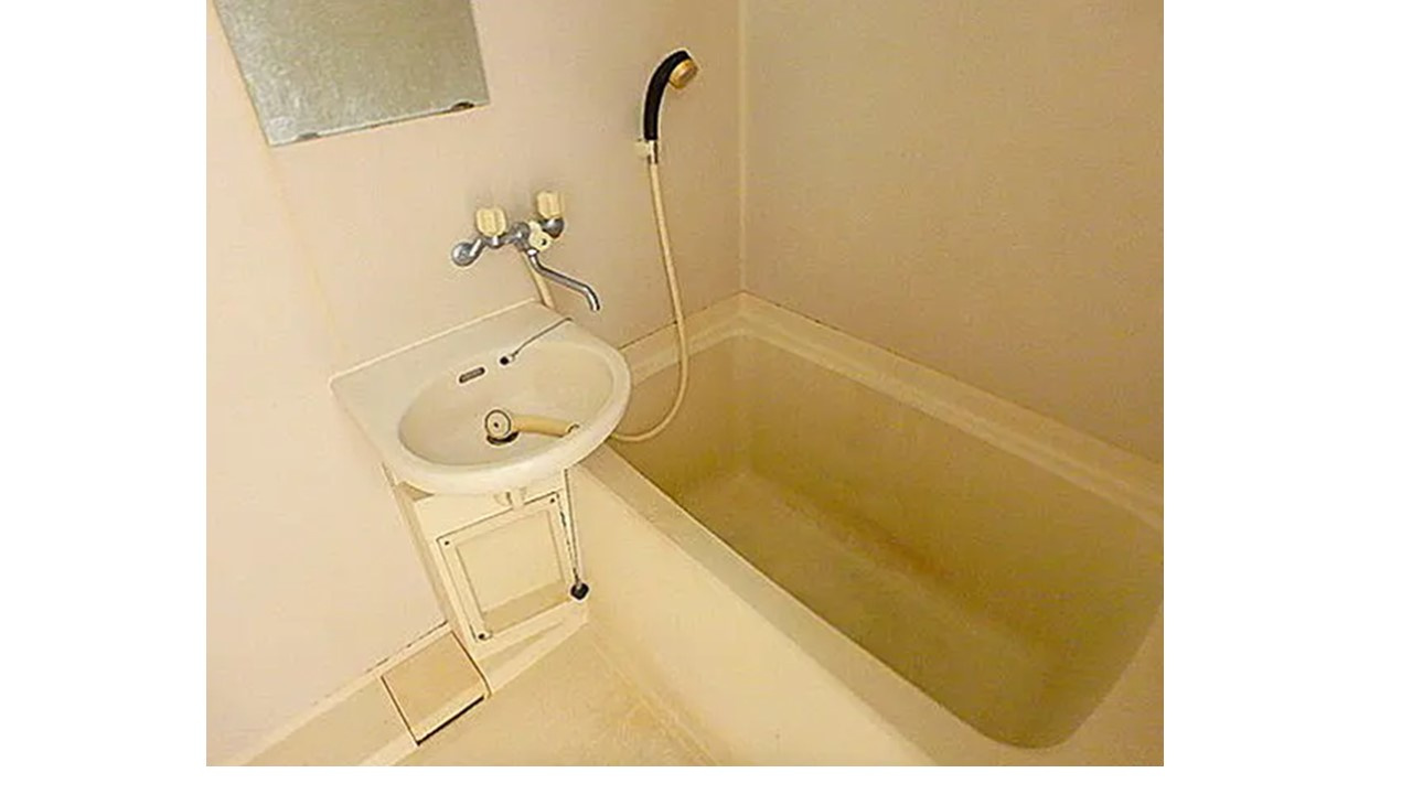 東京都葛飾区新小岩1丁目　一棟マンション　店舗付きマンションの浴室