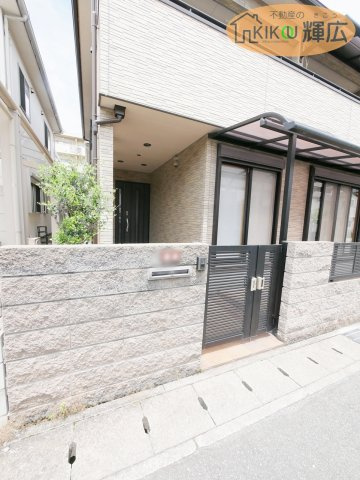 【玄関】 | 姫路市飾磨区矢倉町2丁目　中古戸建
