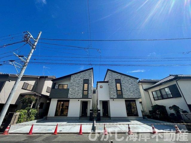 茅ヶ崎市香川4丁目　新築戸建　全2棟の前面道路含む現地写真|現地外観