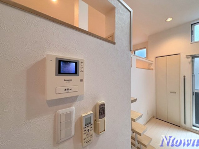 【セキュリティ】 | SEAPRAIRIE (シープレーリー) | モニター付きインターフォンです。