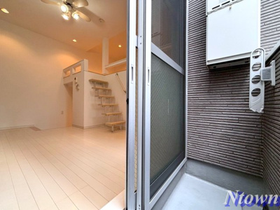 【バルコニー】 | SEAPRAIRIE (シープレーリー) | 暖かな日差しのふりそそぐバルコニー