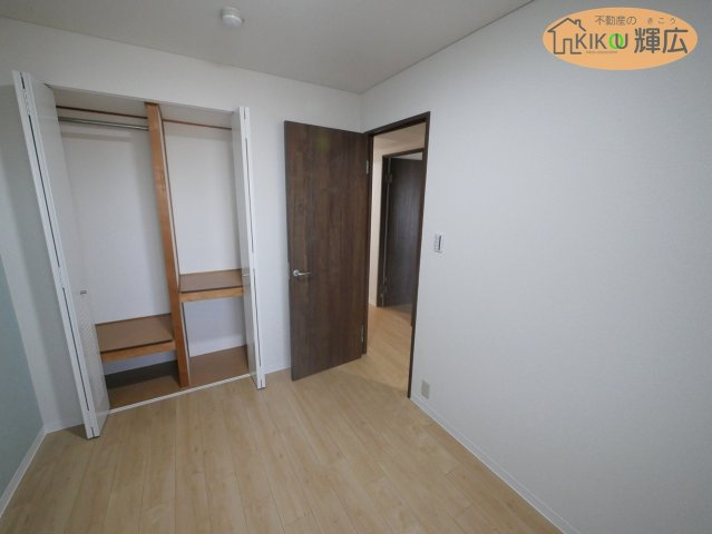 ネオハイツ姫路アメティ228　11階の子供部屋