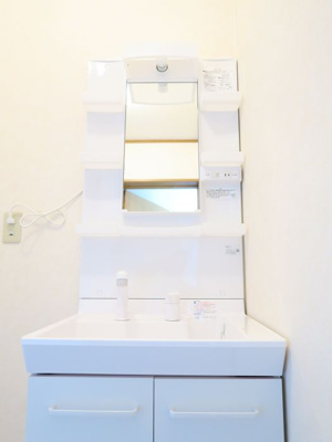 【洗面所】 | グレース手鎌 | 歯ブラシなどを収納できます！