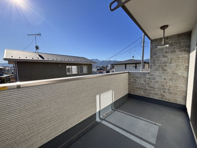 【バルコニー】