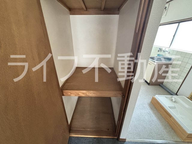 司ハウスの収納|こまごまとしたものを収納できそうですね