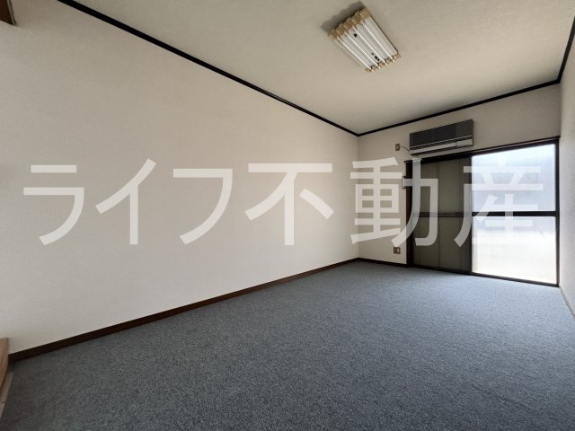 司ハウスの内装|内装は落ち着いています