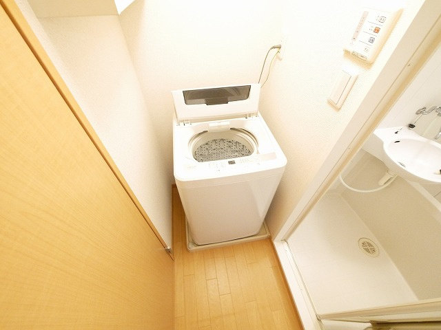 レオパレスビューヒルズテンの設備|室内洗濯機置き場です