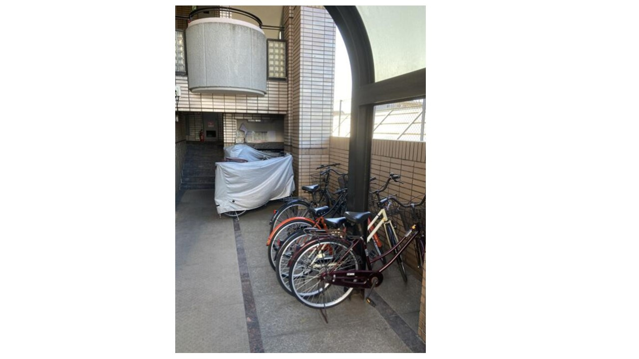 調布市深大寺東町2丁目　一棟マンション　熊谷組施工の駐輪場